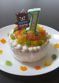 1歳のお誕生日ケーキ　ヨーグルトアート