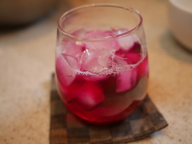 赤紫蘇ジュース（しそジュース）の写真