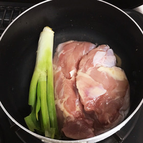 基本の蒸し鶏の作り方