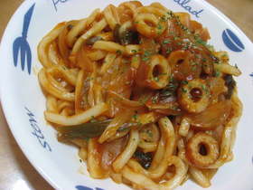 ゆでうどんでお手軽ナポリタン