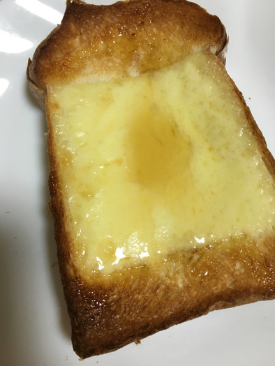 メープル×チーズトーストの写真