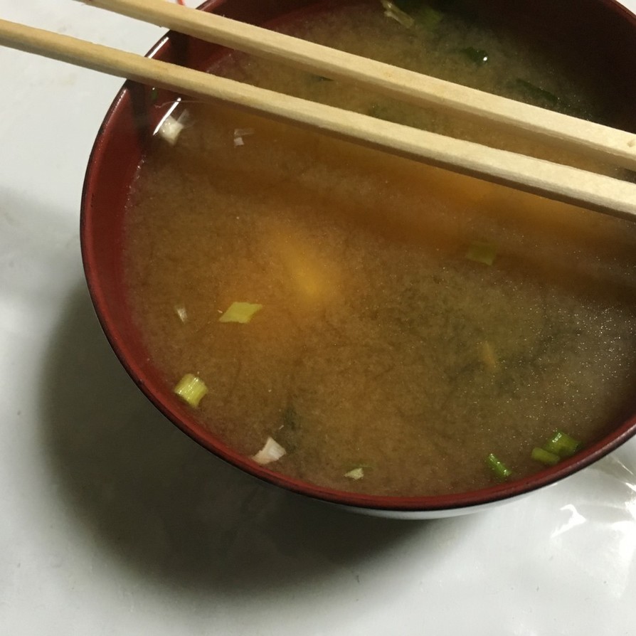 斬新☆家族の食べてたお味噌汁の画像
