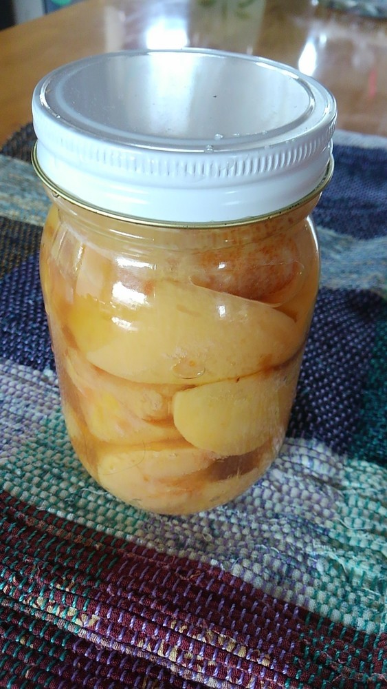 桃のシロップ煮の画像