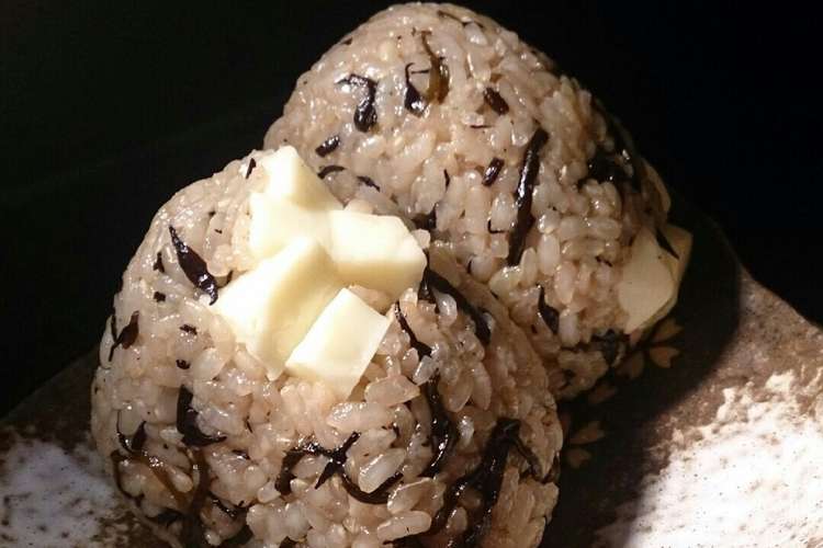 貧血最強ひじきご飯 チーズおにぎり レシピ 作り方 By Oaking クックパッド 簡単おいしいみんなのレシピが360万品