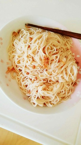 夏バテ防止や美肌効果も♪納豆キムチめん