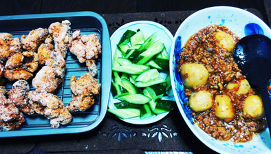鶏ひき肉と里芋の煮物の写真