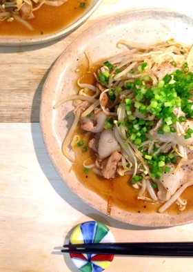 炒めて3分♪豚バラともやしのバタポン炒め
