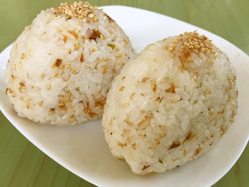 ☆サバの味噌煮 梅チーズ おにぎり