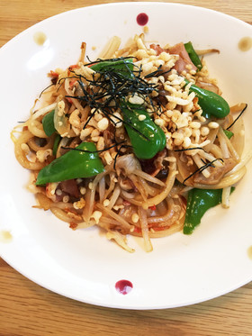 超簡単!バター香る醤油焼きうどん
