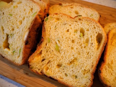 HB☆枝豆チーズのオリーブオイル食パンの写真