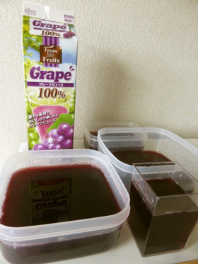100%ジュース1Lで寒天ゼリー♪粉寒天