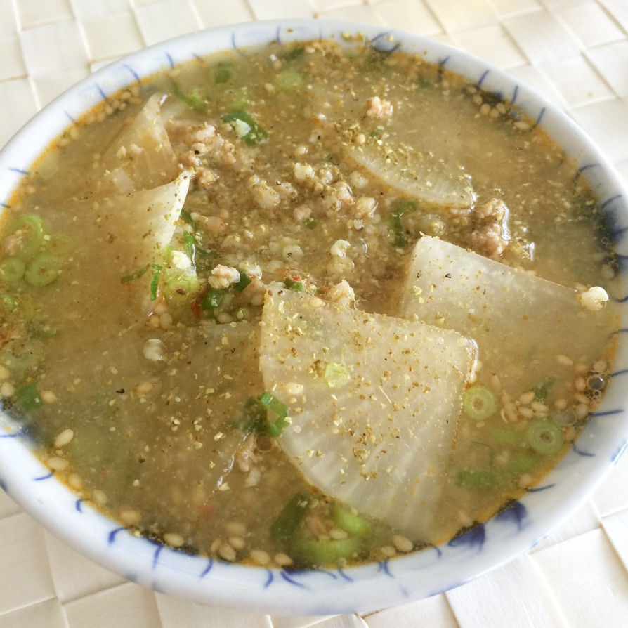 ピリ辛ごま味噌スープの画像