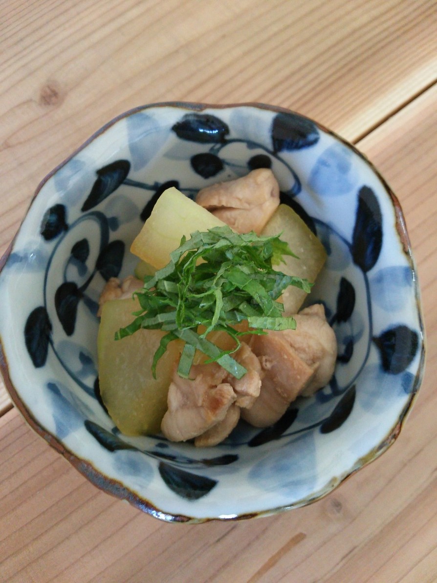 鶏モモ肉と冬瓜の炒め煮 醤油バター風味の画像