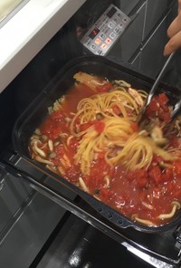 マルチグリルでトマトクリームパスタ