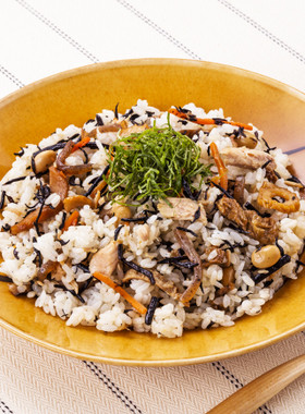 ひじき煮リメイク♪お手軽チャーハン