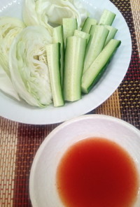 辛いの大好き！タイ風生野菜ディップソース