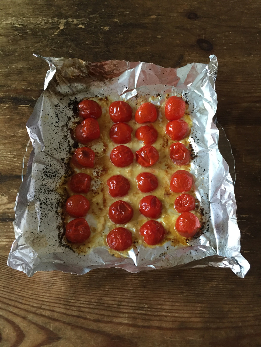 簡単おつまみ！プチトマトのマヨネーズ焼きの画像