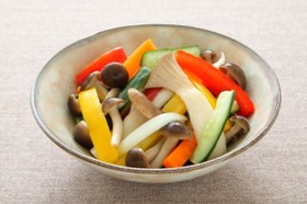 きのこと野菜のフレッシュピクルス