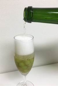 凍ブドウDEスパークリングワイン