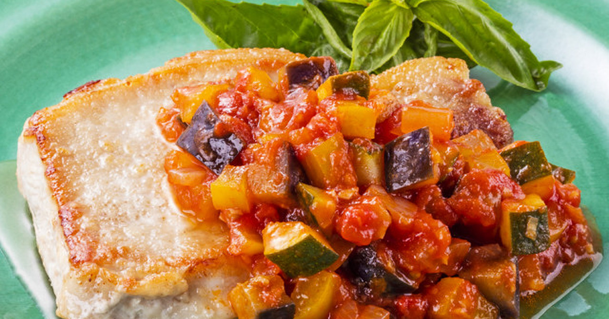 豚ロースソテーたっぷり野菜のトマトソース by イオンワールドフェア 【クックパッド】 簡単おいしいみんなのレシピが