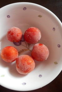 暑い時のおやつに！！　冷凍ミニトマト