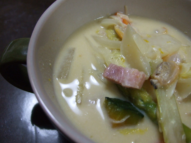 豆乳スープ野菜たっぷりクラムチャウダーの画像