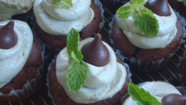 チョコレートミントカップケーキ レシピ 作り方 By 木瓜 クックパッド 簡単おいしいみんなのレシピが350万品