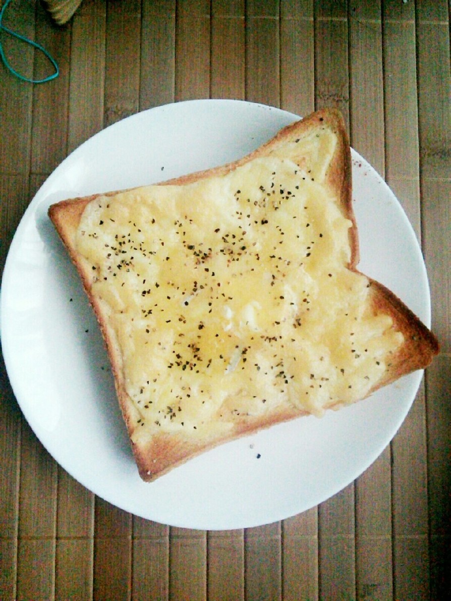 ⭐簡単⭐家族絶賛のバターチーズトーストの画像
