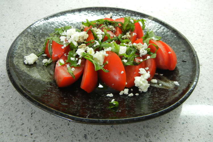 トマトのバルサミコ酢サラダ レシピ 作り方 By Canacook クックパッド 簡単おいしいみんなのレシピが357万品