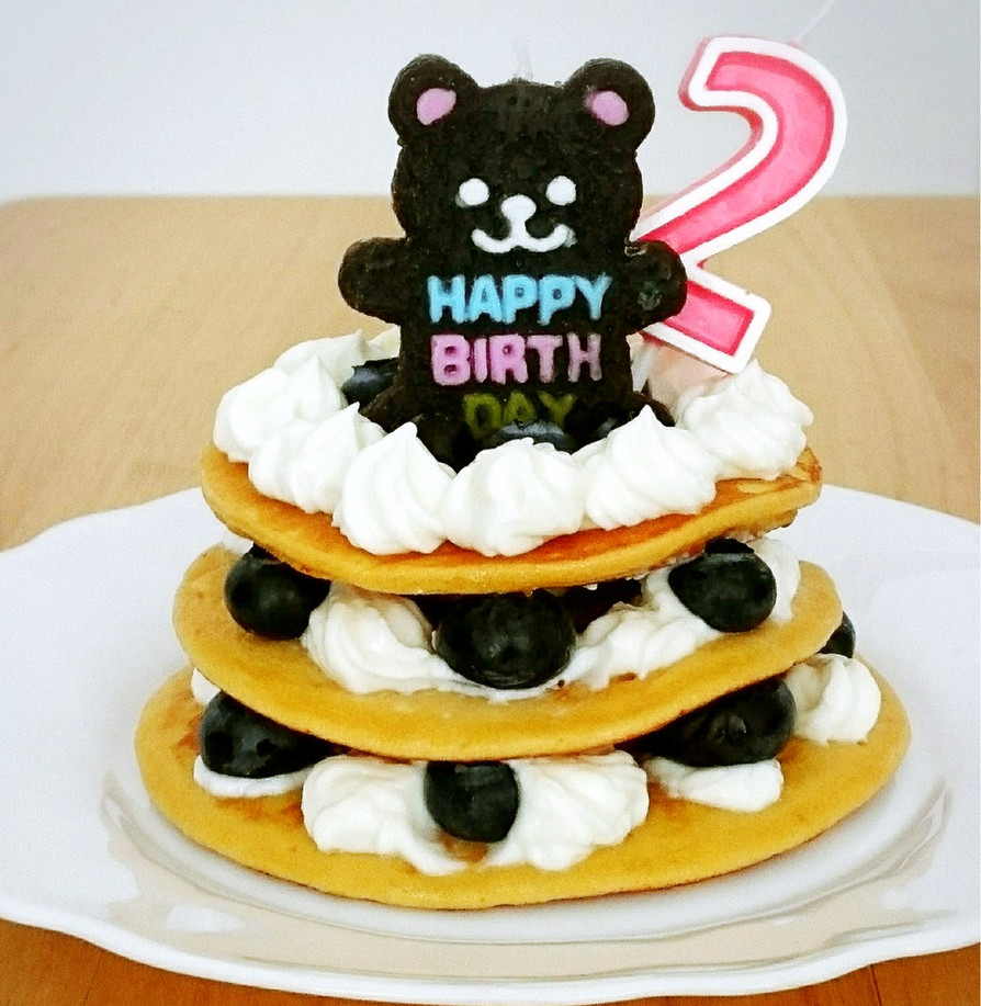 子悪魔２歳の誕生日ケーキの画像