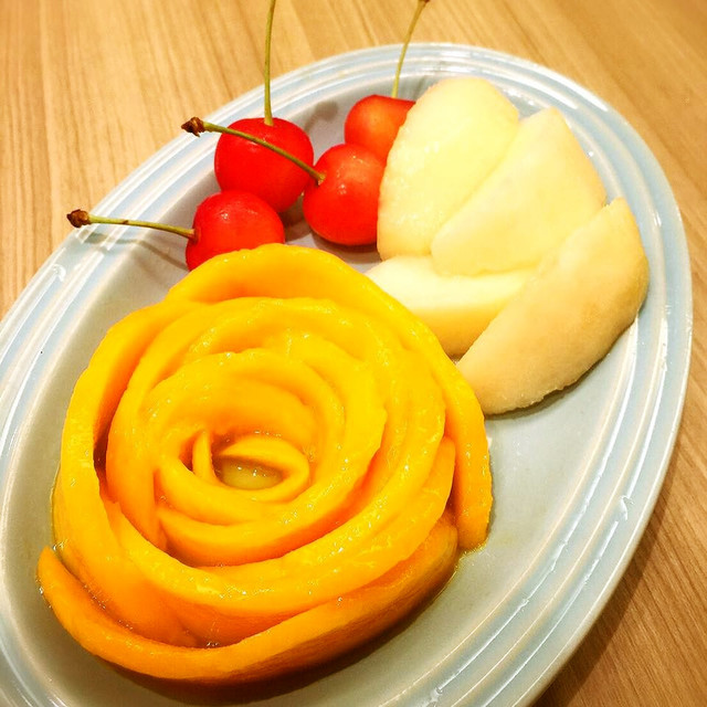 マンゴーの切り方 バラに レシピ 作り方 By 妊活 ザクロママ クックパッド 簡単おいしいみんなのレシピが373万品