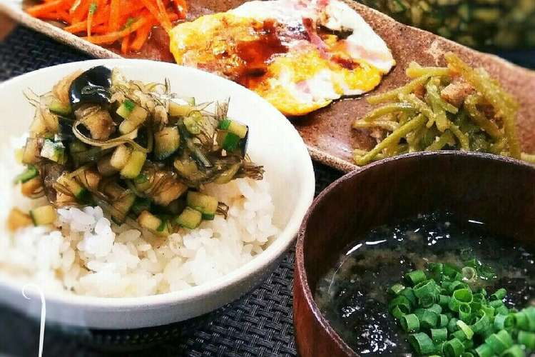 和食の朝ごはん 山形だしでサッパリ定食風 レシピ 作り方 By Icco000 クックパッド 簡単おいしいみんなのレシピが352万品