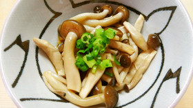 材料一つ!レンジで簡単!しめじの和え物☆