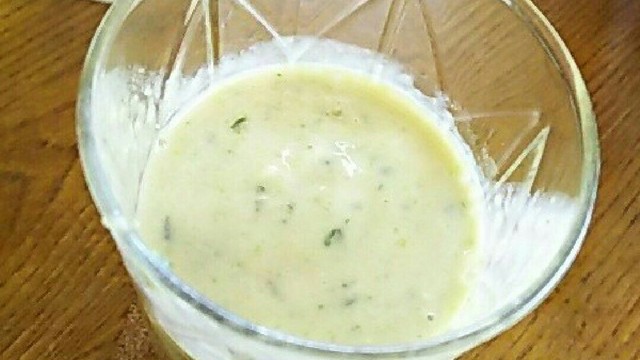満腹感あり グリーンヨーグルトスムージー レシピ 作り方 By はなぴぃや クックパッド