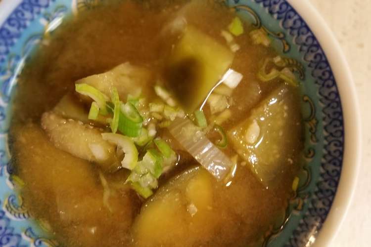 玉ねぎと水茄子のお味噌汁 レシピ 作り方 By 水玉 金魚 クックパッド