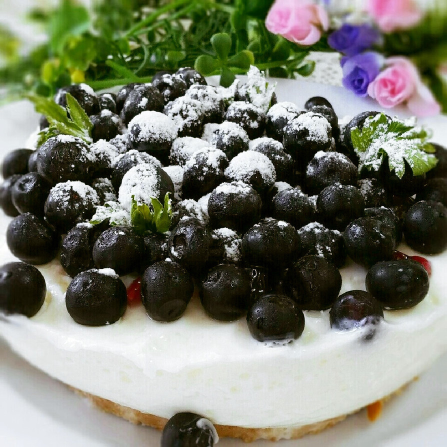 ブルーベリーの♥爽やかヨーグルトケーキの画像