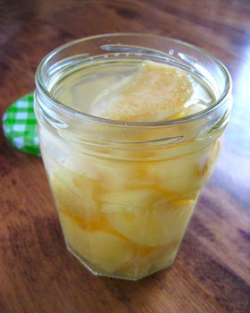 サイダーで桃保存