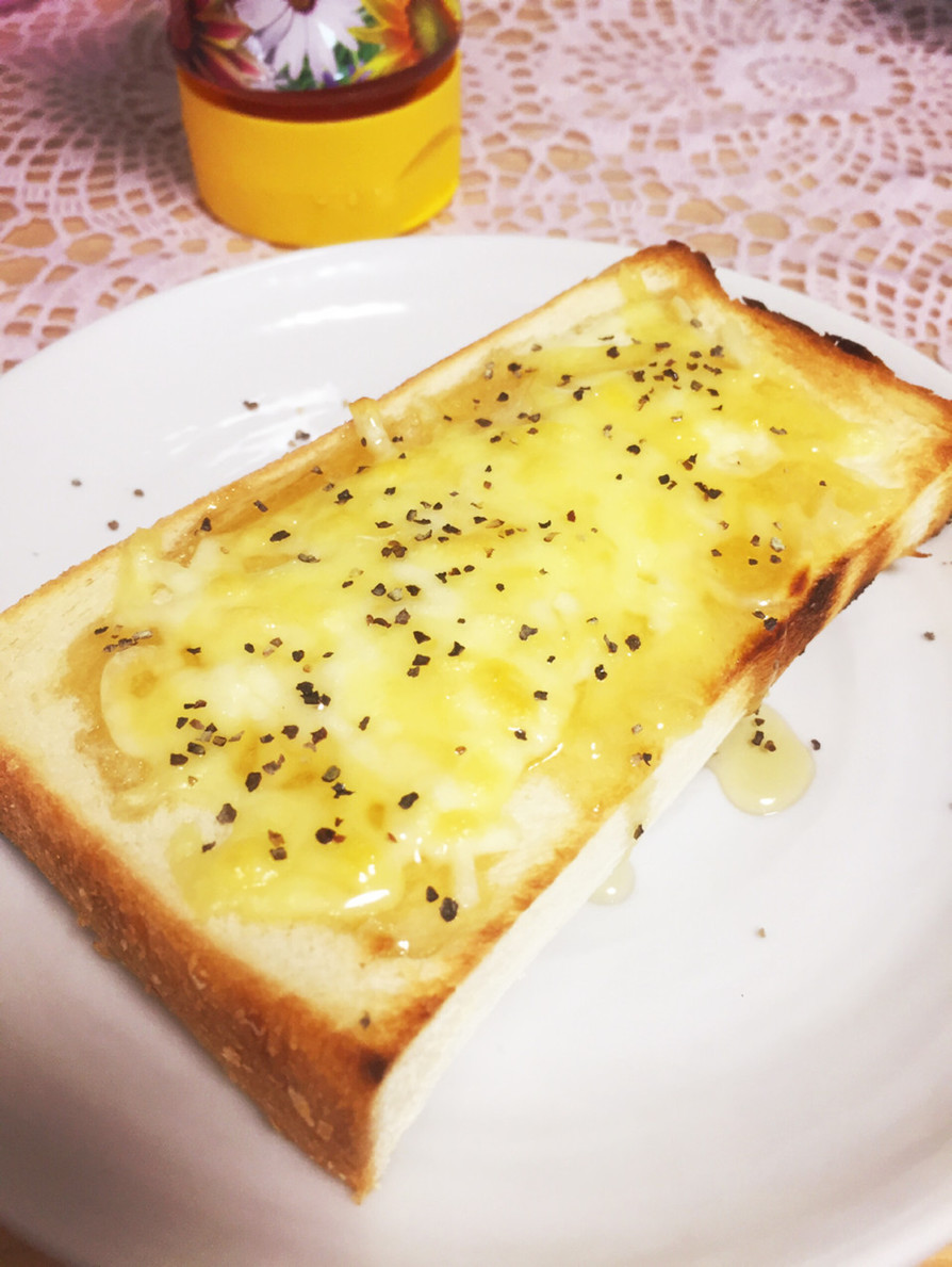 絶品♡チーズ＆ハニートーストの画像