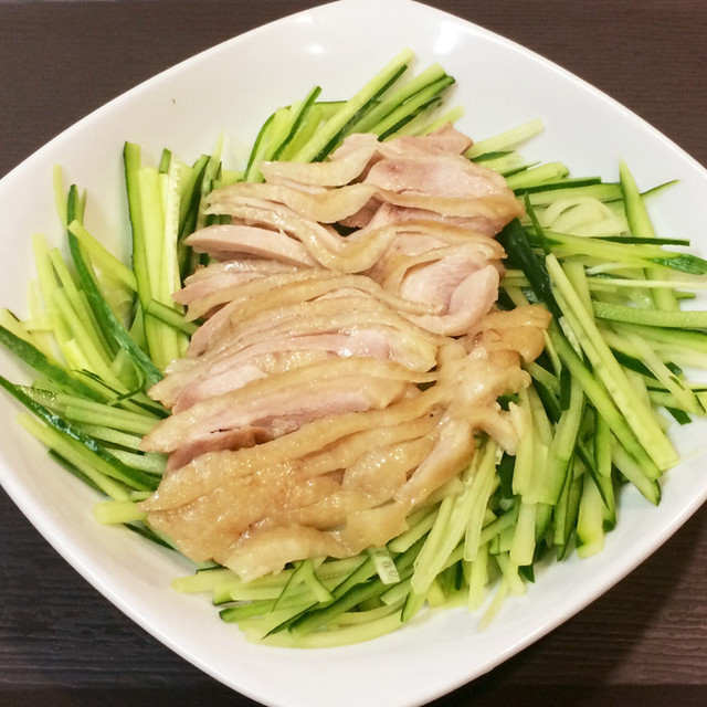 棒棒鶏で美味しく バストアップ レシピ 作り方 By 漆黒料理館 クックパッド 簡単おいしいみんなのレシピが352万品