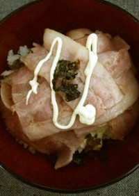 【簡単】ベーコン高菜マヨ丼