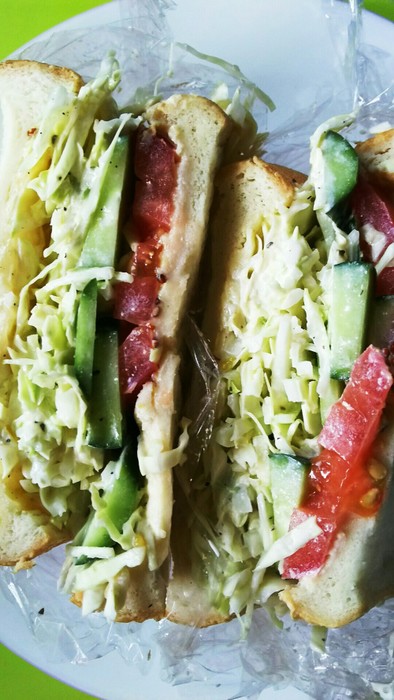 沼サンド風野菜のサンドイッチ！の写真