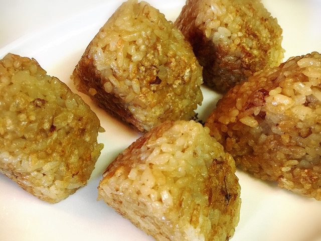 フライパンde簡単 焼きおにぎり レシピ 作り方 By がっきー料理 クックパッド 簡単おいしいみんなのレシピが360万品 フライパンde簡単 焼きおにぎり レシピ 作り方 By がっきー料理 クックパッド 簡単おいしいみんなのレシピが360万品