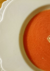トマトとスイカの冷たいスープ