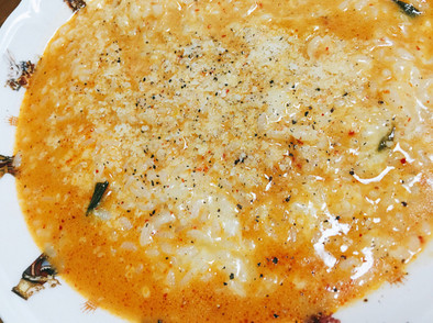 キムチ鍋のシメ！激うまチーズリゾットの写真