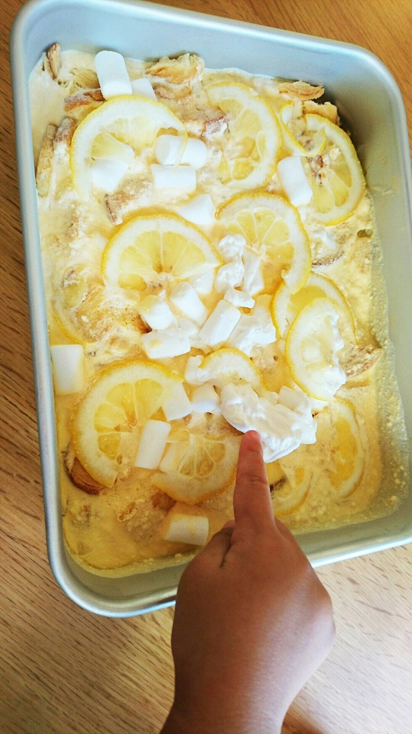 レモンパイ風アイスクリームアイスケーキの画像