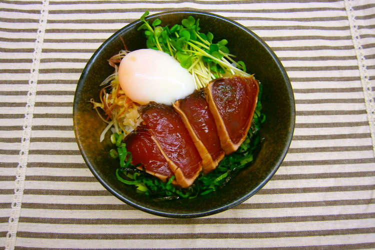あっという間に 鰹のたたき丼 レシピ 作り方 By フレッシュ卵卵 クックパッド 簡単おいしいみんなのレシピが353万品