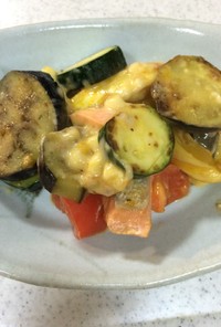 夏野菜と鮭のチーズ焼き
