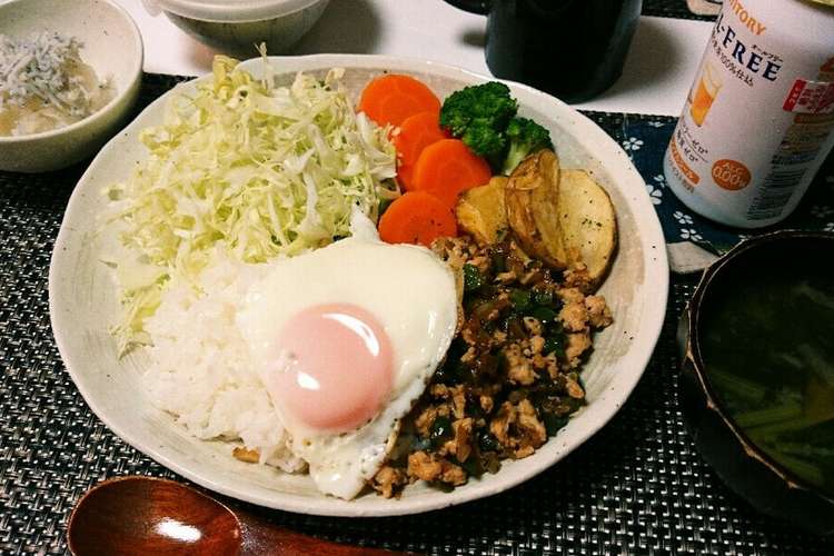 乾燥バジルでガパオライス ナンプラーなし レシピ 作り方 By でむまこ クックパッド