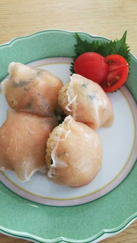 えごま油のおにぎり~生ハムの手鞠風