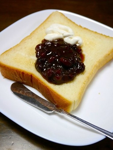 ホイップマリーム小倉トーストの写真